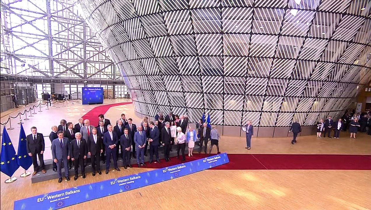 Daten und Fakten zum europäischen XXL-Gipfel gegen Putin