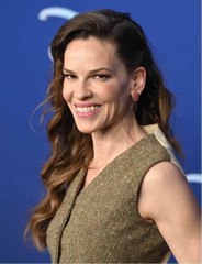 Hilary Swank : à 48 ans, l’actrice attend des jumeaux