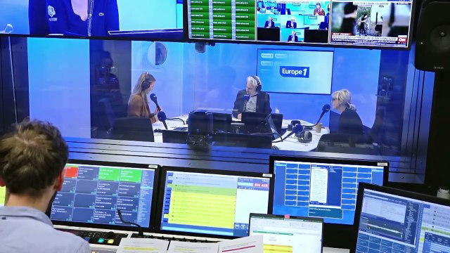 Ce livre qui rassemble les bourdes de la chanson française