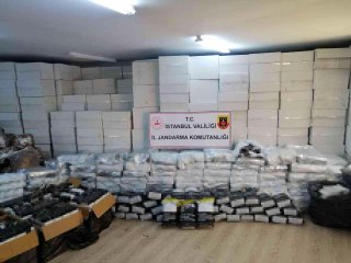 Son dakika haber... Jandarmadan kaçak sigara operasyonu: 2 gözaltı
