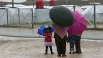 ألمانيا تعيد مجموعة من النساء والأطفال من مخيم الروج في شمال شرق سوريا