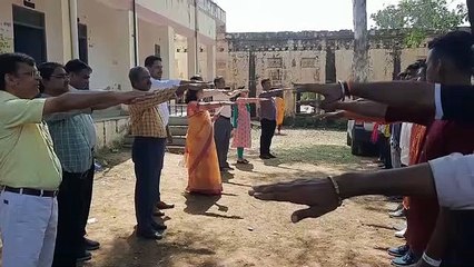 नशा मुक्ति की दिलाई शपथ