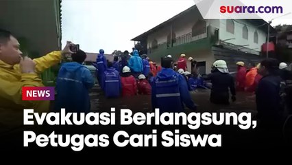 Evakuasi Hingga Sore Masih Berlangsung, Petugas Damkar Hingga Sudin SDA Masih Cari Siswa