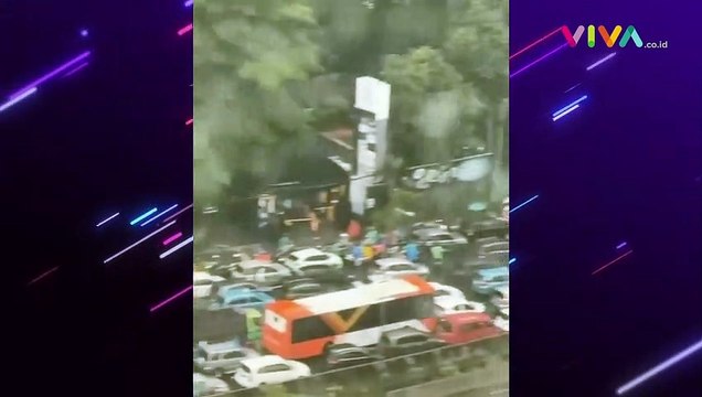 TRAGIS! Detik-detik Para Siswa Tewas Tertimpa Tembok Roboh