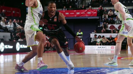 Illawarra Hawks v South East Melbourne Phoenix