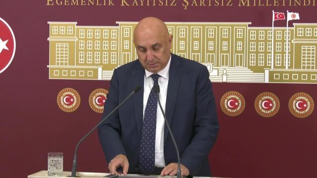 Engin Özkoç: Kadınlarımız İçin Barış İstiyoruz. Onların Kılık Kıyafetine Hiç Kimse Karışmasın İstiyoruz. İnançlar İçin Barış İstiyoruz