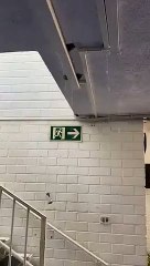 Los padres de la escuela Joan Coromines denuncian el estado de las instalaciones