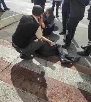 Gaziosmanpaşa'da 2 otobüs arasına sıkışan İETT şoförü öldü