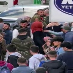 Taciz şüphelisine linç girişimi! Jandarma kalabalığın içinden güç bela kurtardı