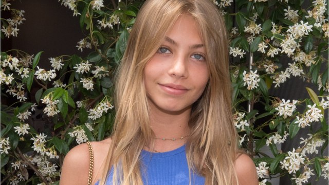 Voici - Jean-Paul Belmondo : Stella Belmondo est-elle proche des six petits-enfants de son père ? Elle répond