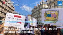 Manifestation des professionnels de la petite enfance à Grenoble