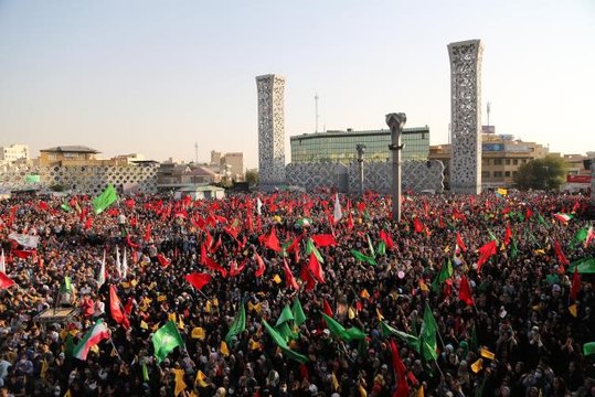 Tahran'da yönetime destek mitingi düzenlendi