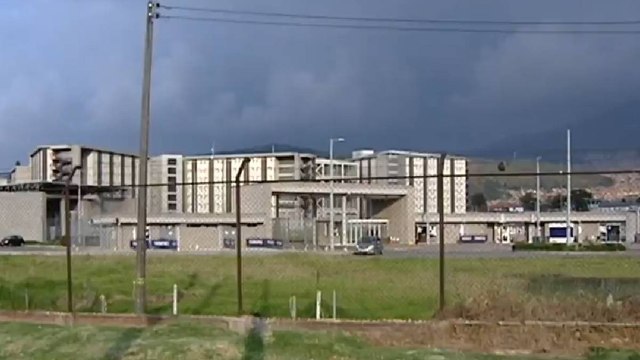 No hay candados en varias celdas : denuncia del nuevo director de la cárcel La Picota