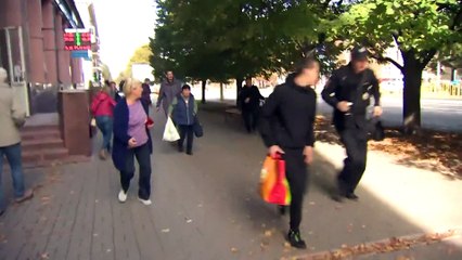 Пережить бомбардировки: украинцы проводят дни в подвалах и переходах