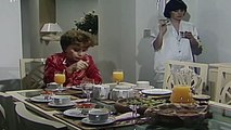 Mamma Vitoria Reconhece O Carro De Bruna Com Ciro  | Pão Pão Beijo Beijo 1983. Cap 124. Veja Completo ~>