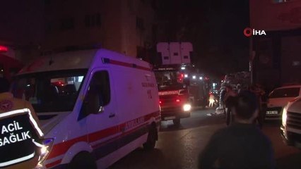 Güngören'de 4 katlı işyerinde yangın: 5 kişi dumandan etkilendi