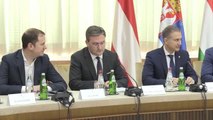 Avusturya ve Macaristan göçmen krizinde Sırbistan'a yardım edecek