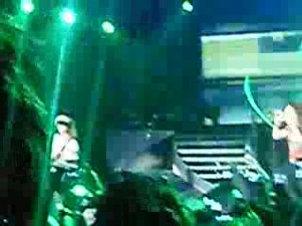 Tokio Hotel a Bercy 09.03 : 1000 Meere