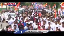 Rahul Gandhi Ties Mother Sonia Gandhi Shoe Laces During Bharat Jodo Yatra  | V6 Teenmaar (1)