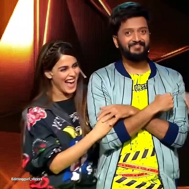 Ritiesh & Genelia❤️ #couplegoals#cutecouples#ritieshdeshmukh#youtube#shorts#genelia#coupleedits#love रितेश और जेनेलियाரித்தேஷ் & ஜெனிலியா❤️