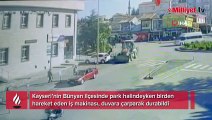 Park halindeyken hareket eden iş makinası duvara çarparak durabildi