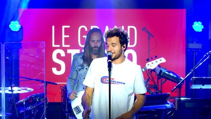 AMIR interprète "Ce soir" dans le Grand Studio RTL