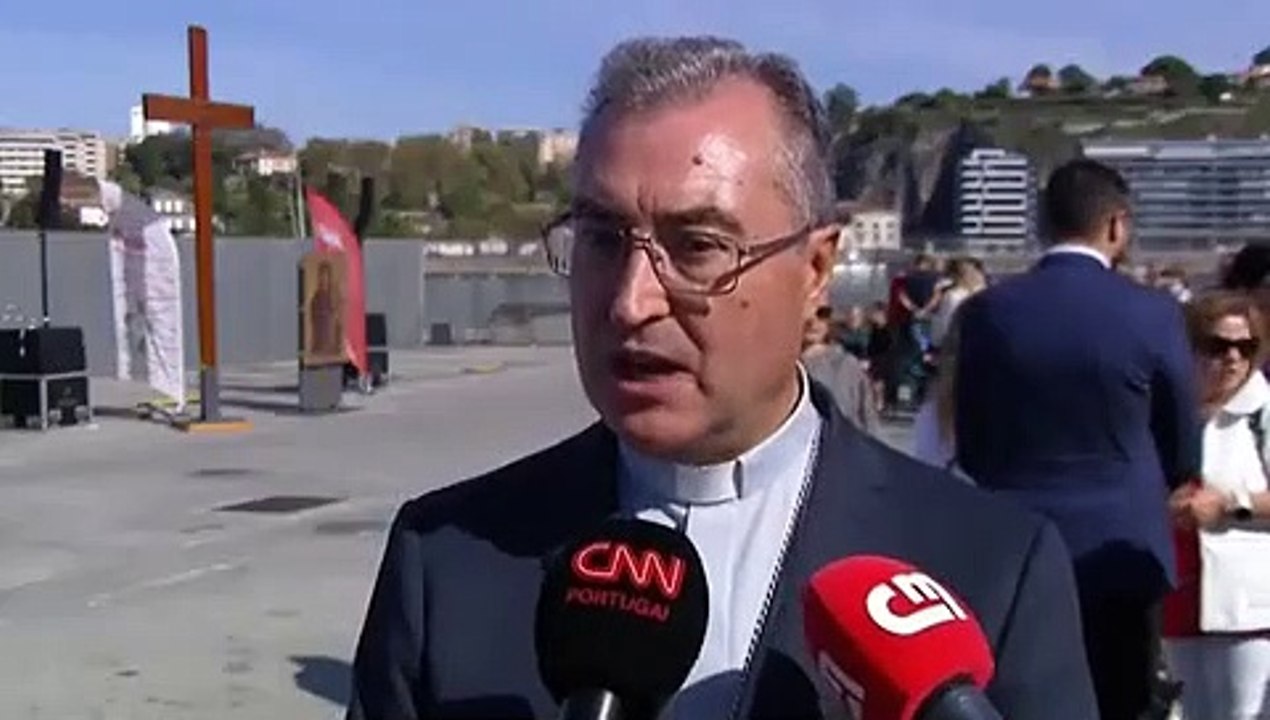 Bispo do Porto afirma que Igreja não tinha de avisar autoridades para abuso s*** de crianças.