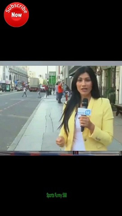 TV reporter 16