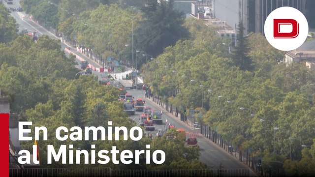 La grúas realizan una marcha lenta en Madrid contra el Ministerio del Interior
