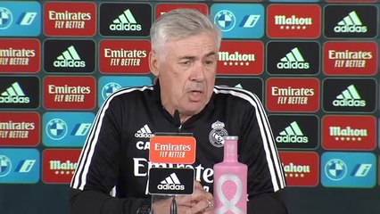 Ancelotti: "Si mañana por la mañana está bien, Benzema va a jugar"