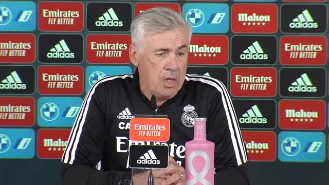 Ancelotti: Si mañana por la mañana está bien, Benzema va a jugar