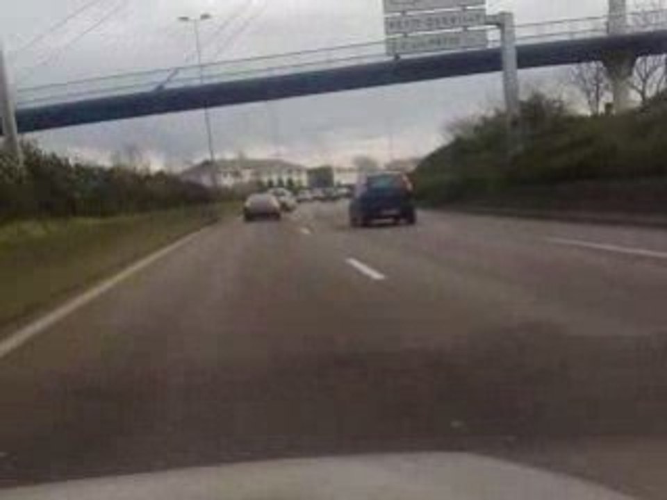 350 z devant nous