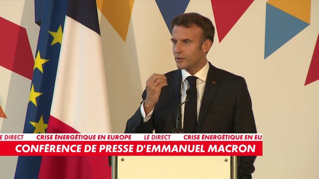 Conférence de presse d'Emmanuel Macron à Prague pour le lancement de la Communauté politique européenne