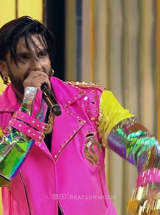 Ranveer Singh & Deepika - Emotional Moment - Popular Deepveer ரன்வீர் சிங் & தீபிகா - உணர்ச்சிகரமான தருணம் - பிரபலமான தீப்வீர் உண்மையான காதல்رانفير سينغ وديبيكا - لحظة عاطفية - شعبيةरणवीर सिंह और दीपिका - भावनात्मक क्षण - लोकप्रिय दीपवीर सच्चा प्यार