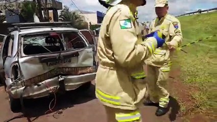 Vítimas sofreram fraturas após acidente na marginal da BR-467