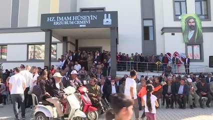 AK Parti'li Yazıcı, cemevinin açılış töreninde konuştu