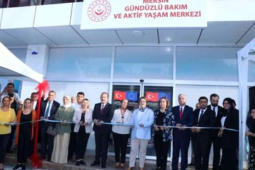 Bakan Yanık: "2050 yılında her 5 kişiden birinin 65 yaş ve üzeri olacağı öngörülüyor"