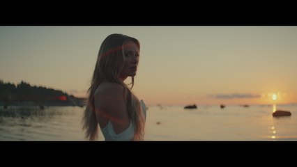 Carly Pearce - What He Didn't Do