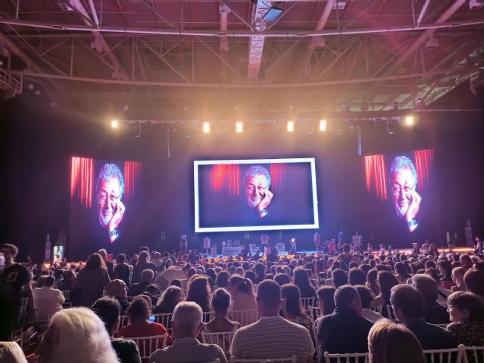Kırşehir gündem haberleri... Oyuncu Metin Akpınar Altın Portakal Film Festivali'nde sanatseverlerle buluştu