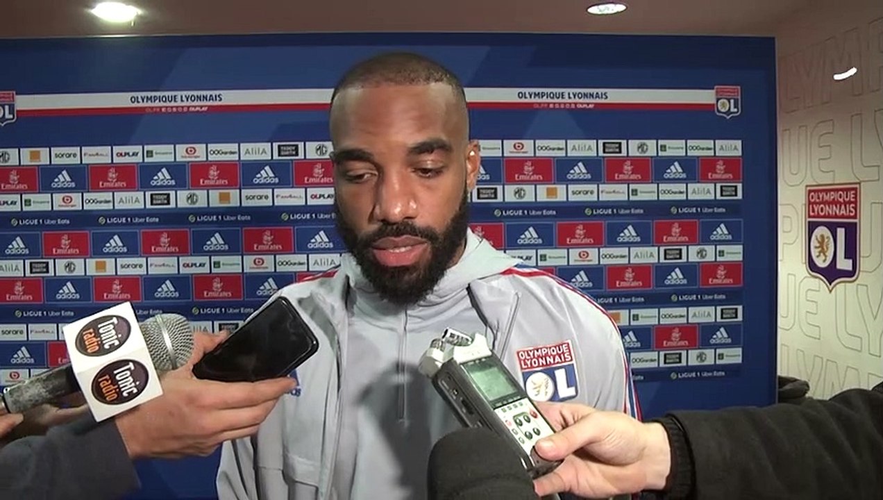 OL : Alexandre Lacazette a honte