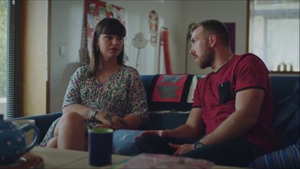 Plus Belle la Vie - Kévin va-t-il rester en couple avec Alexandra ?