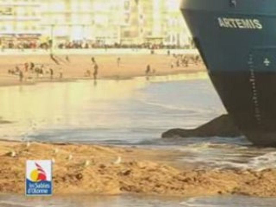 Cargo échoué aux Sables d'Olonne   la vidéo officielle !