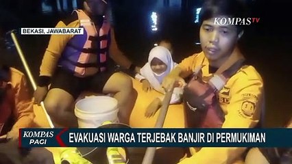 Banjir di Pemukiman Dosen IKIP Bekasi Bertambah Tinggi, Petugas BPBD Berupaya Mengevakuasi Warga