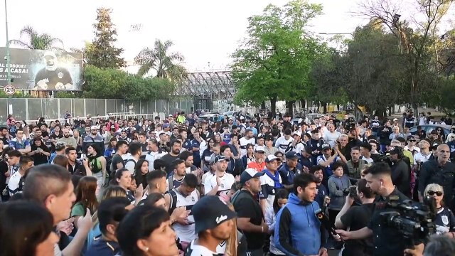 Hinchas de Gimnasia reclaman justicia por aficionado fallecido en incidentes en Argentina