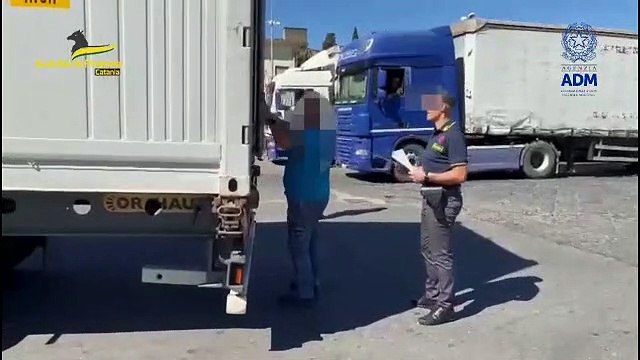 Droga, Gdf Catania sequestra 110 kg di cocaina al porto proveniente da Ecuador - video