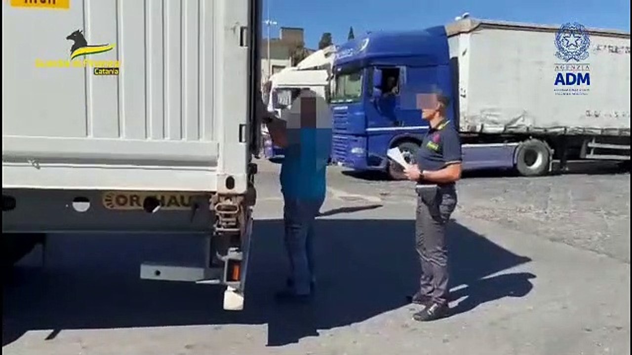 Droga, Gdf Catania sequestra 110 kg di cocaina al porto proveniente da Ecuador - video