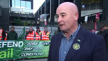 Mick Lynch: incompetent govt making enemy of rail workers