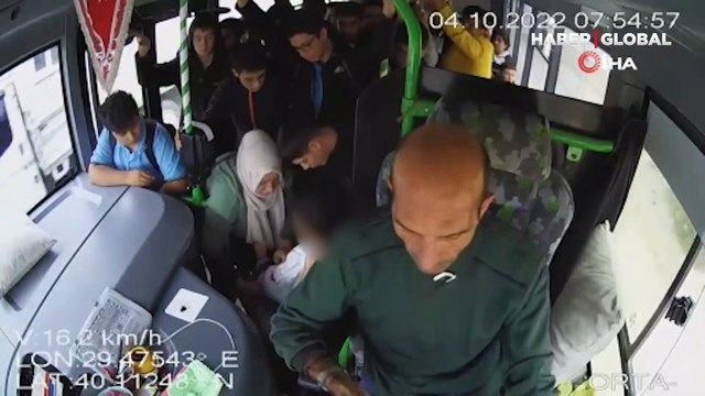 Otobüs şoföründen hayat kurtaran hareket...Otobüsü acile çekti