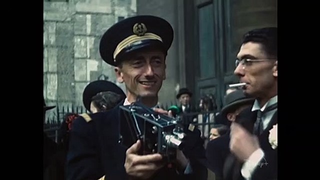 Cousteau : De l'homme à la légende Bande-annonce (EN)