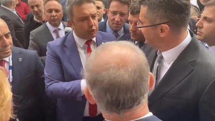 Erzurum haberi! Gelecek Partili Şahin Açıkladı: Davutoğlu'nun Erzurum Tanıtım Günleri'ne Gelişi Engellendi